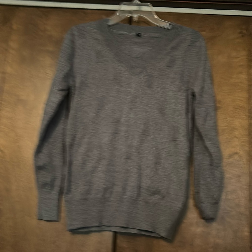 Gray V-neck sweater medium NEW